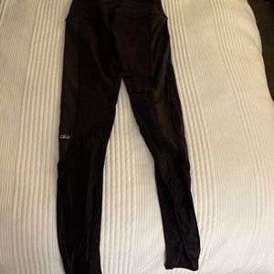 Alo high waisted leggings leather/mesh detail